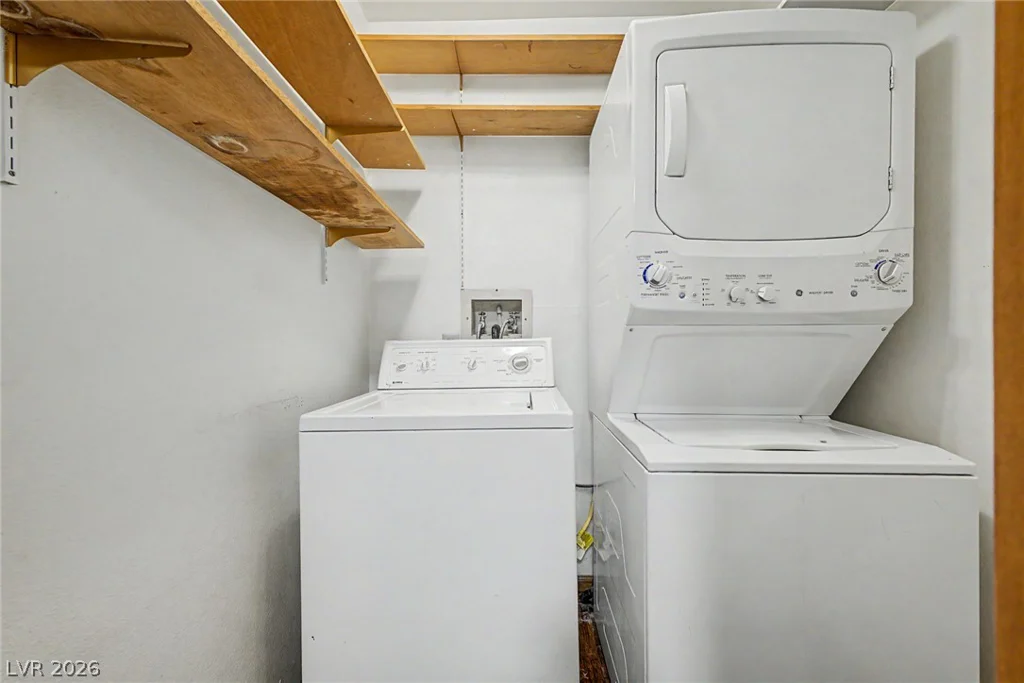 6643 Tropicana, Las Vegas, NV 89103