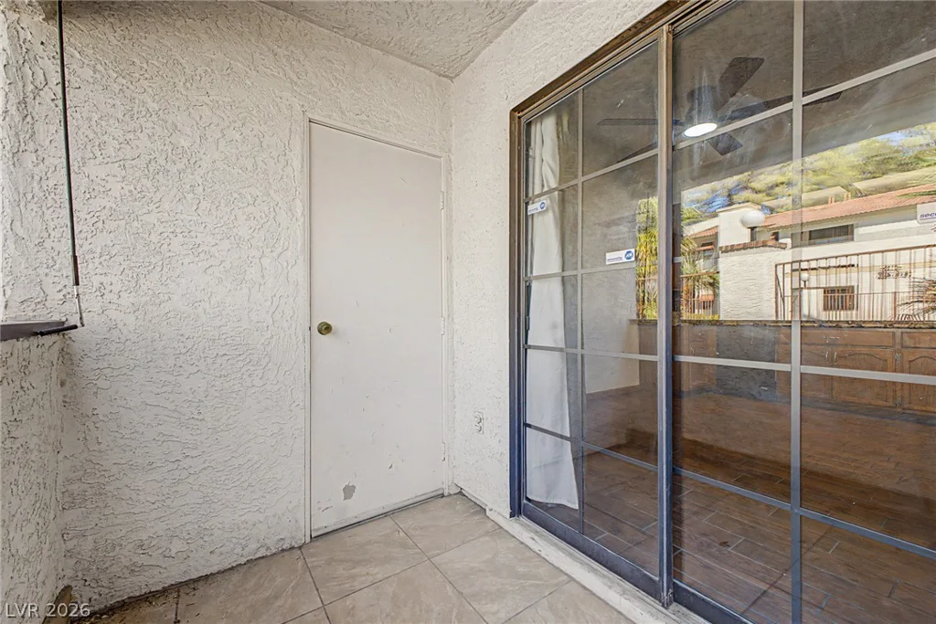 6643 Tropicana, Las Vegas, NV 89103