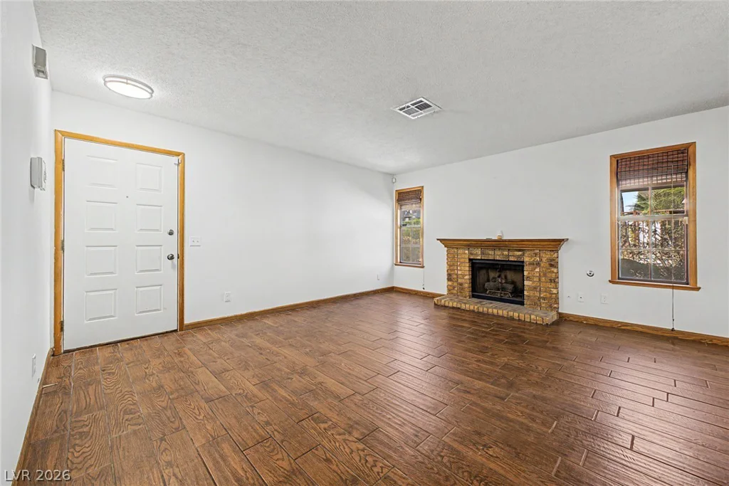 6643 Tropicana, Las Vegas, NV 89103