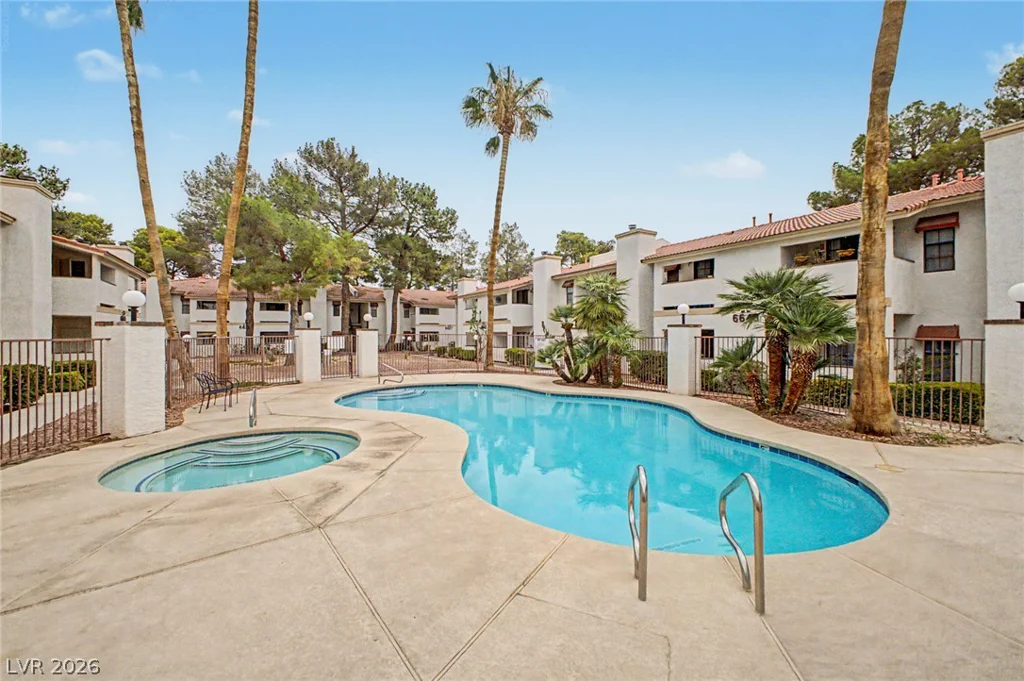 6643 Tropicana, Las Vegas, NV 89103