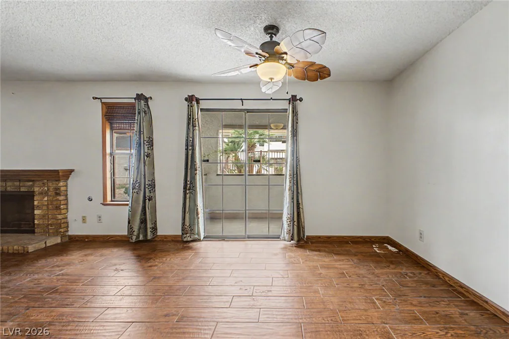 6643 Tropicana, Las Vegas, NV 89103