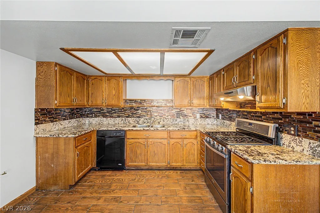 6643 Tropicana, Las Vegas, NV 89103