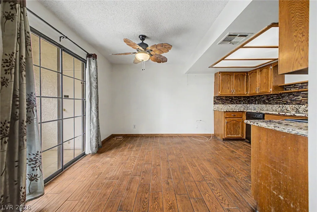 6643 Tropicana, Las Vegas, NV 89103