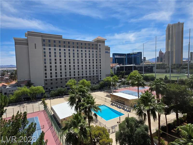 205 Harmon, Las Vegas, NV 89169