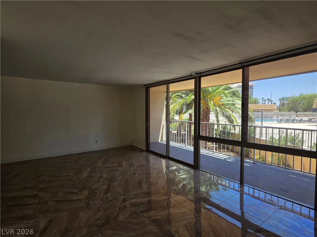205 Harmon, Las Vegas, NV 89169