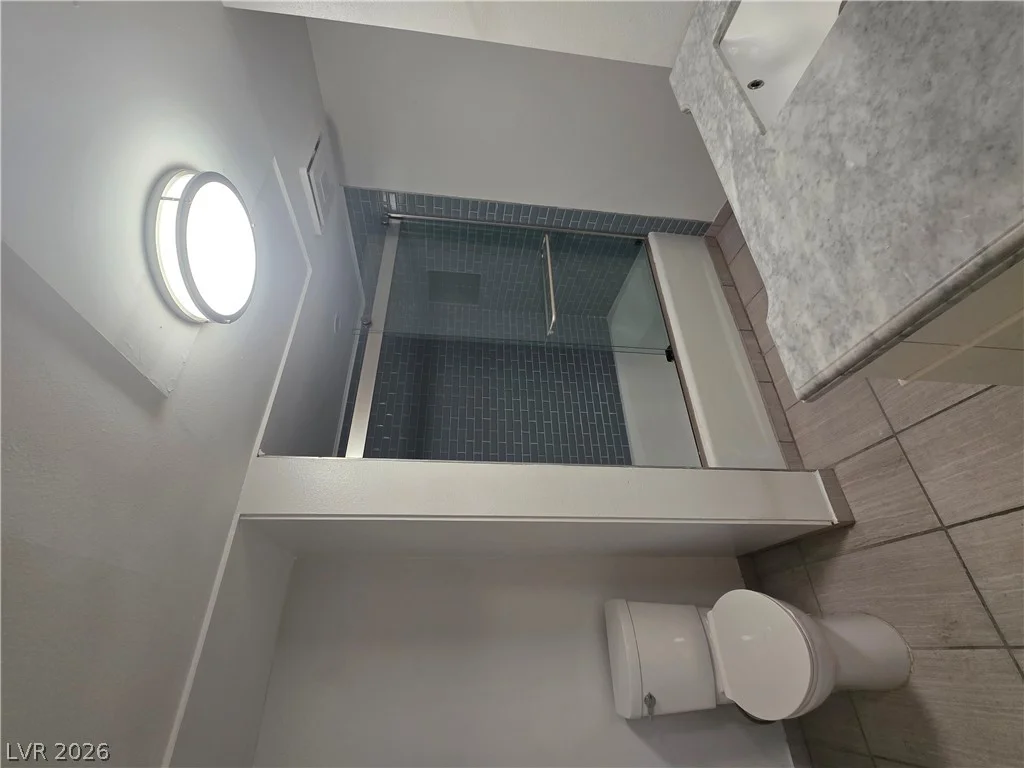 205 Harmon, Las Vegas, NV 89169