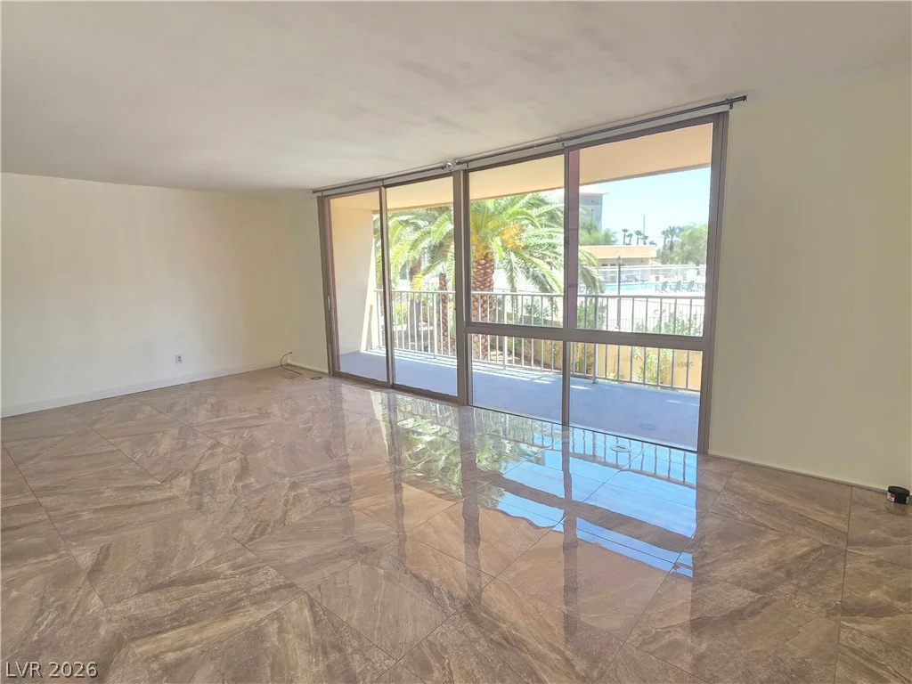 205 Harmon, Las Vegas, NV 89169