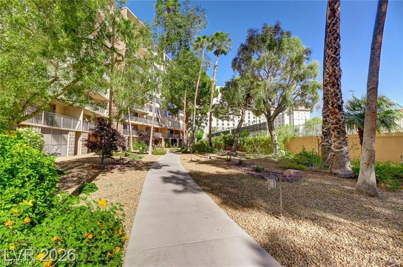 205 Harmon, Las Vegas, NV 89169