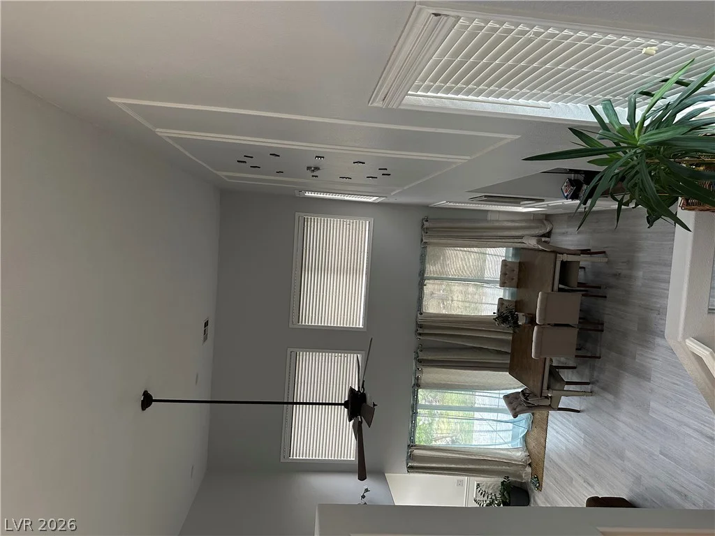 10126 Pennyroyal, Las Vegas, NV 89183