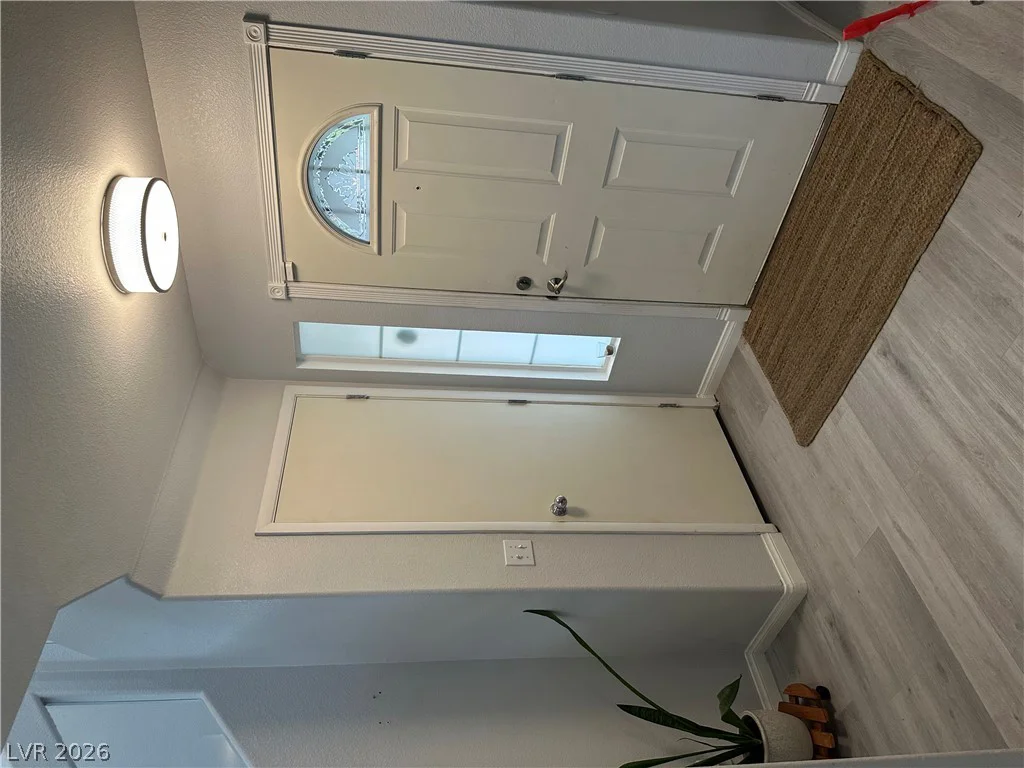 10126 Pennyroyal, Las Vegas, NV 89183