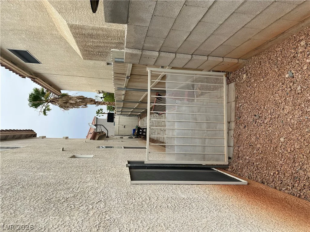 10126 Pennyroyal, Las Vegas, NV 89183