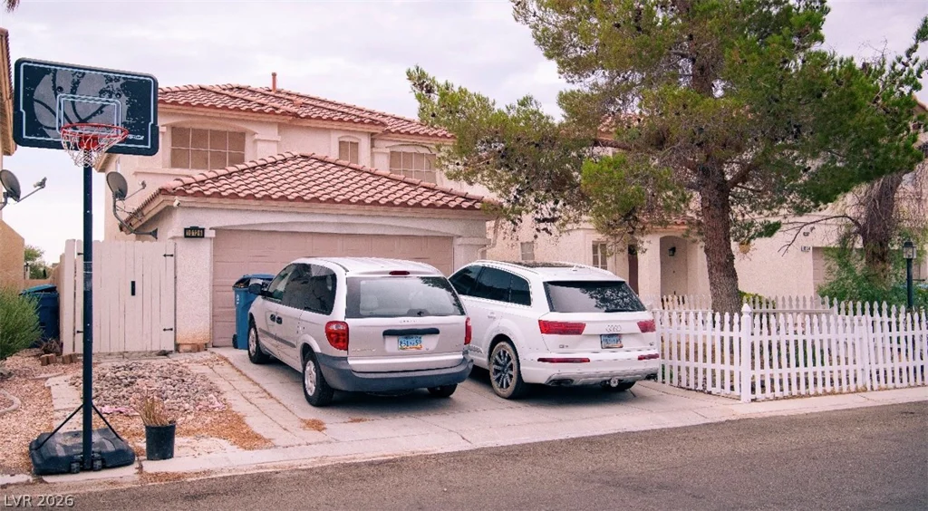 10126 Pennyroyal, Las Vegas, NV 89183