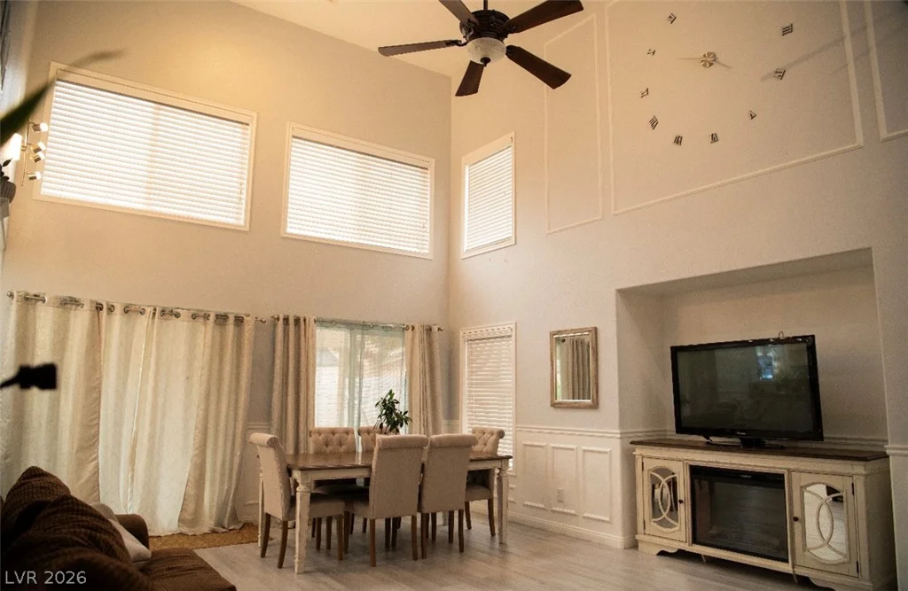 10126 Pennyroyal, Las Vegas, NV 89183