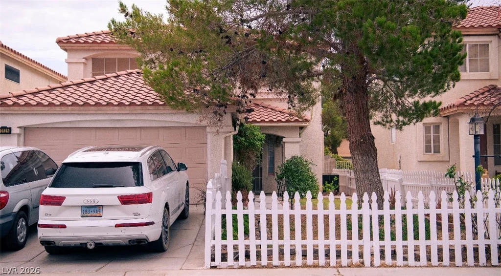 10126 Pennyroyal, Las Vegas, NV 89183