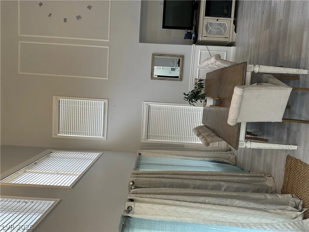 10126 Pennyroyal, Las Vegas, NV 89183