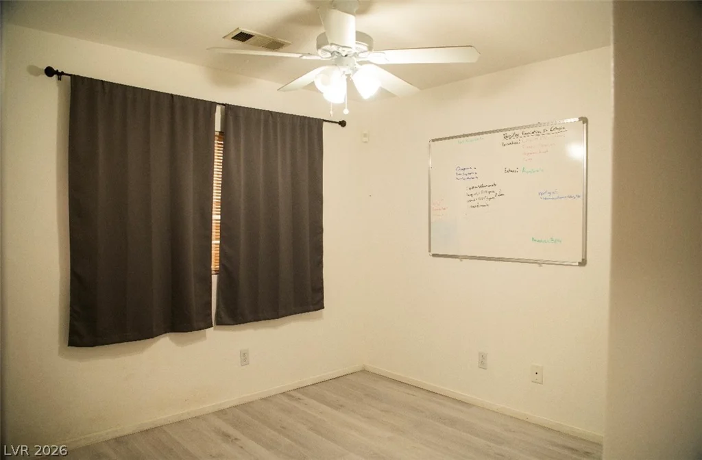 10126 Pennyroyal, Las Vegas, NV 89183
