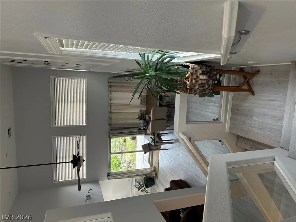 10126 Pennyroyal, Las Vegas, NV 89183