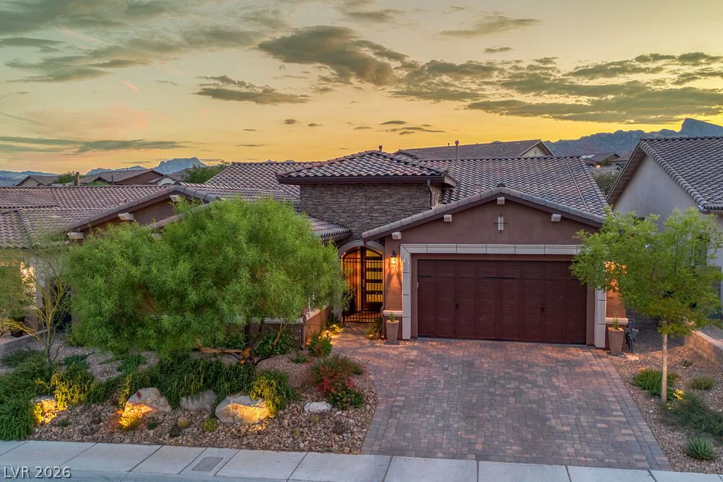 257 Evante, Las Vegas, NV 89138