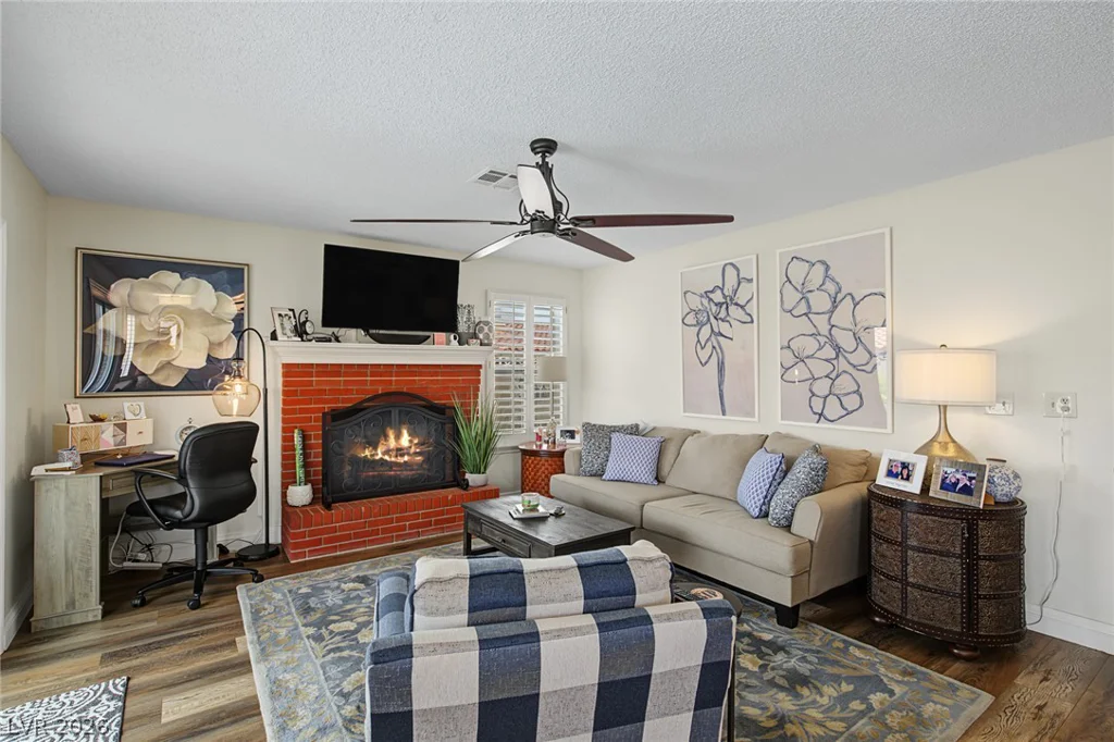 8420 Eddy Stone, Las Vegas, NV 89117