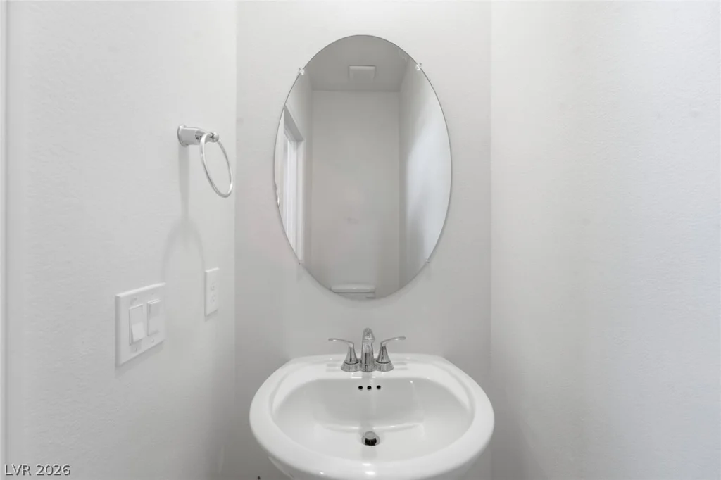 3749 Battipaglia, Henderson, NV 89044