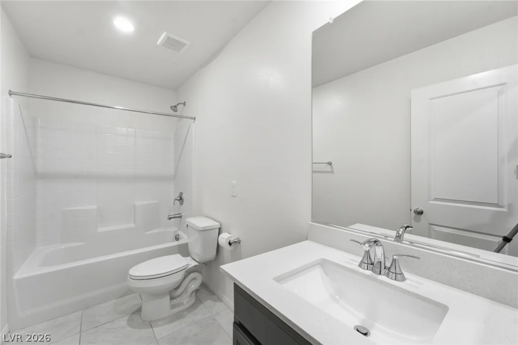 3749 Battipaglia, Henderson, NV 89044