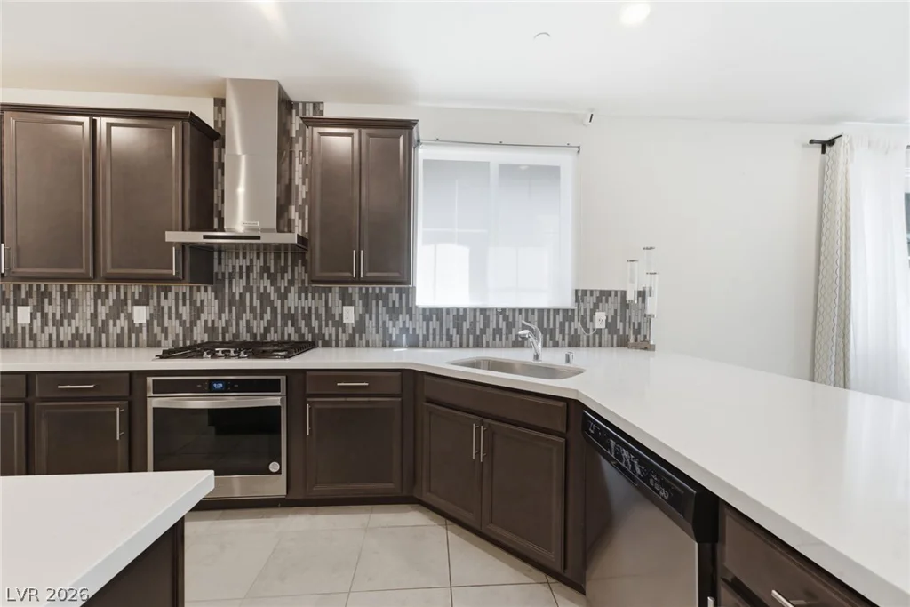 3749 Battipaglia, Henderson, NV 89044
