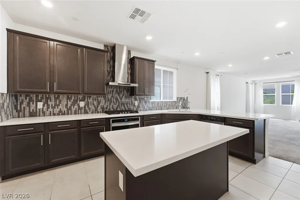 3749 Battipaglia, Henderson, NV 89044