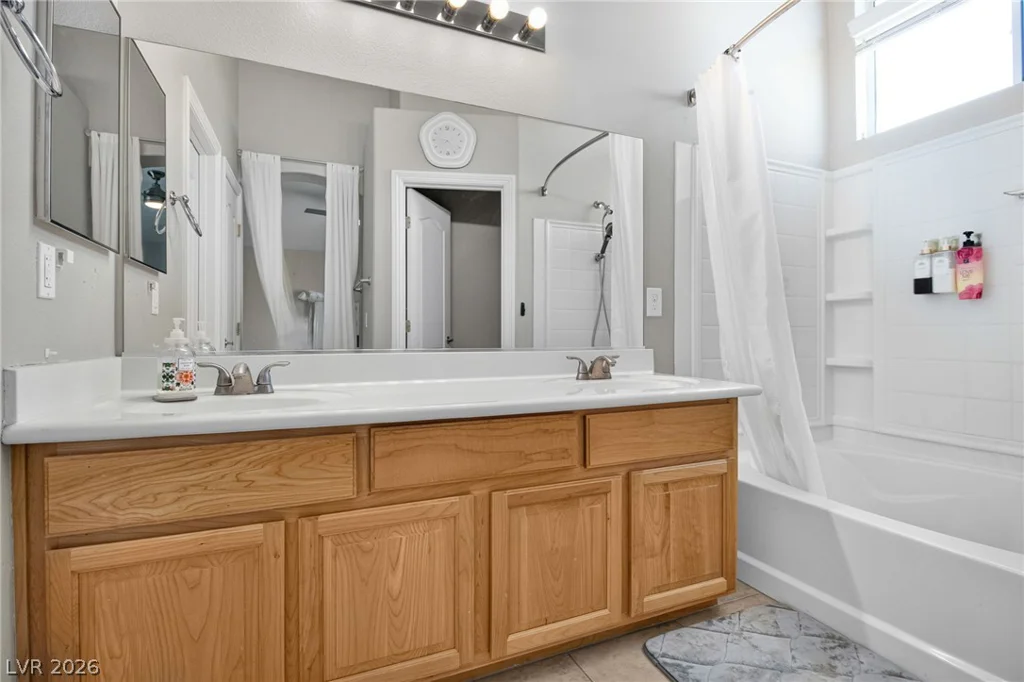 6749 Lookout Lodge, North Las Vegas, NV 89084