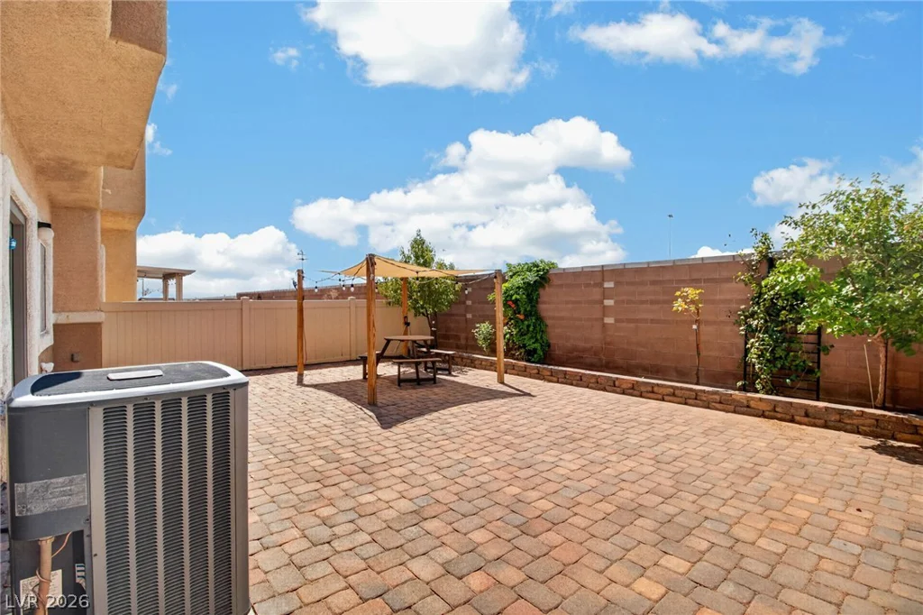 6749 Lookout Lodge, North Las Vegas, NV 89084