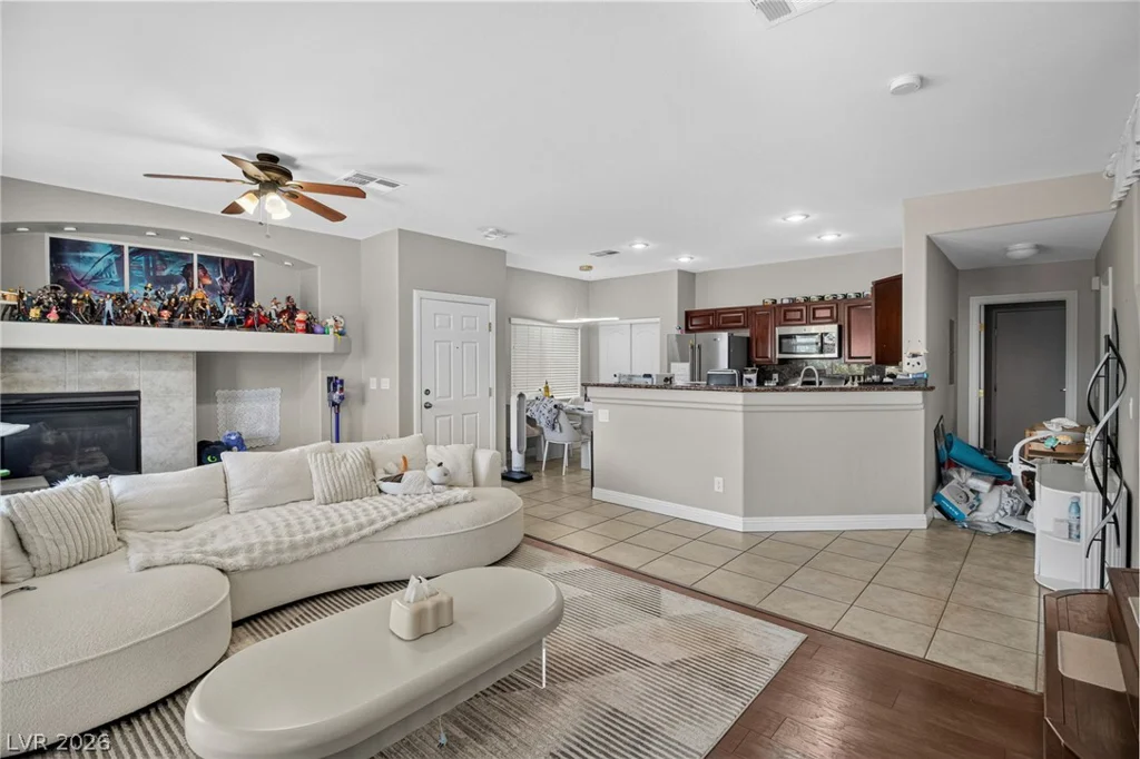 6749 Lookout Lodge, North Las Vegas, NV 89084