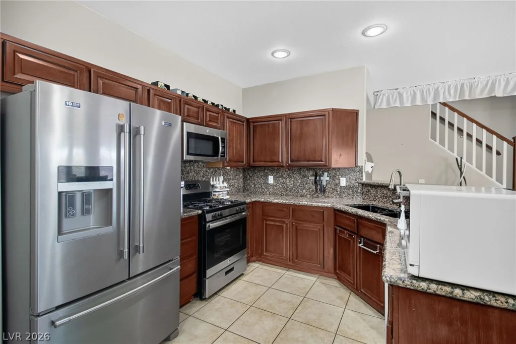 6749 Lookout Lodge, North Las Vegas, NV 89084