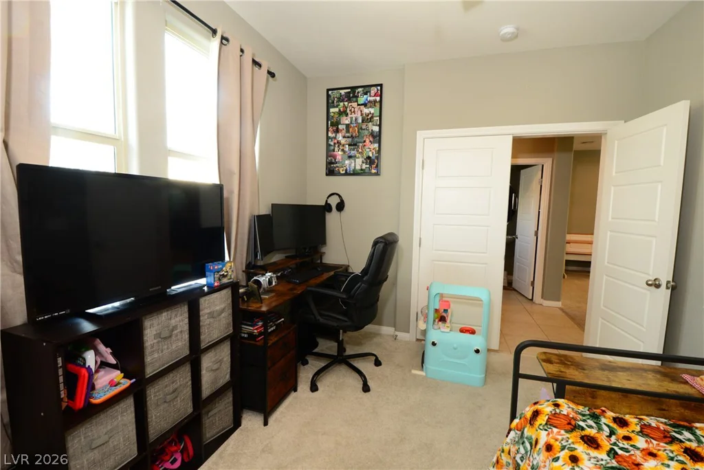 10281 Pond Pine, Las Vegas, NV 89166