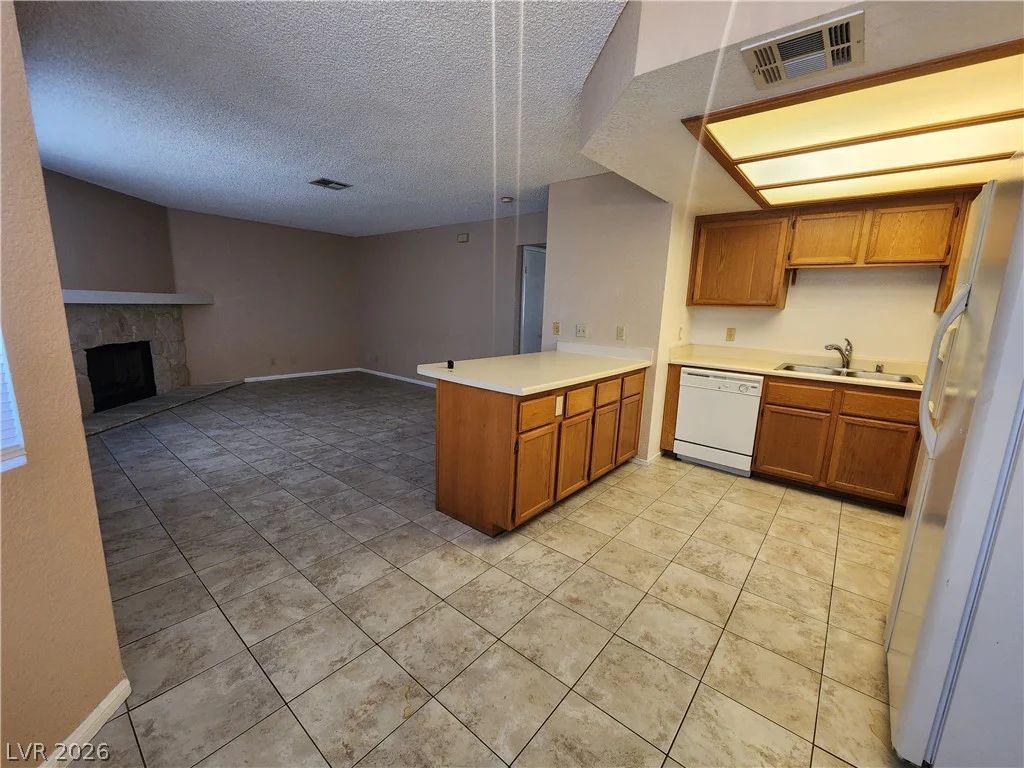 1412 Oak Rock, Las Vegas, NV 89128
