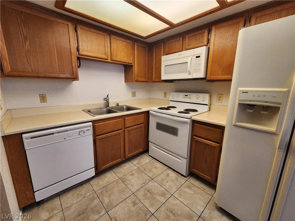 1412 Oak Rock, Las Vegas, NV 89128