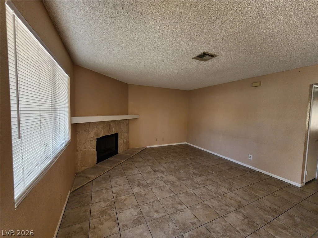 1412 Oak Rock, Las Vegas, NV 89128