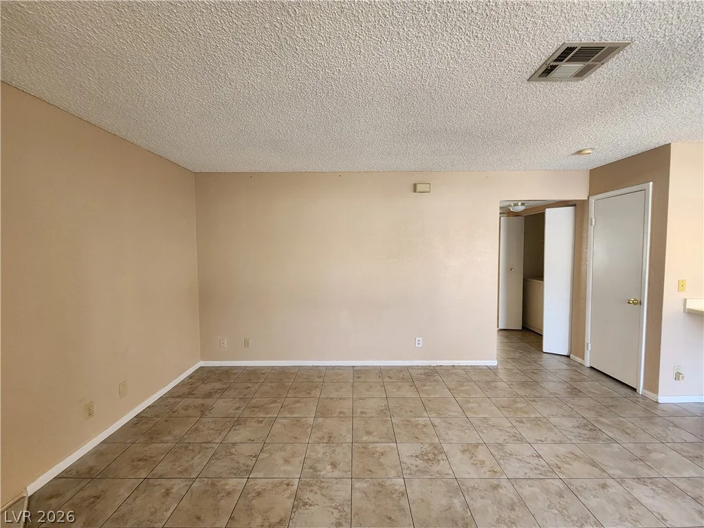 1412 Oak Rock, Las Vegas, NV 89128