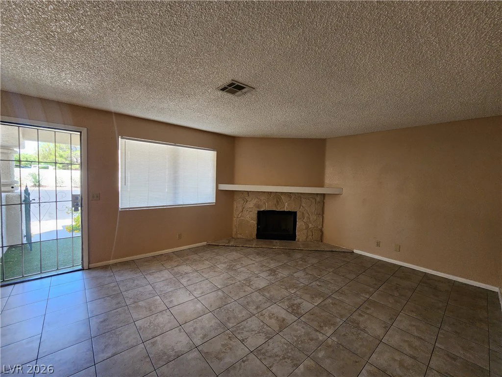 1412 Oak Rock, Las Vegas, NV 89128