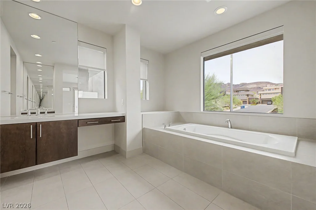 1172 Monte De Luz, Henderson, NV 89012