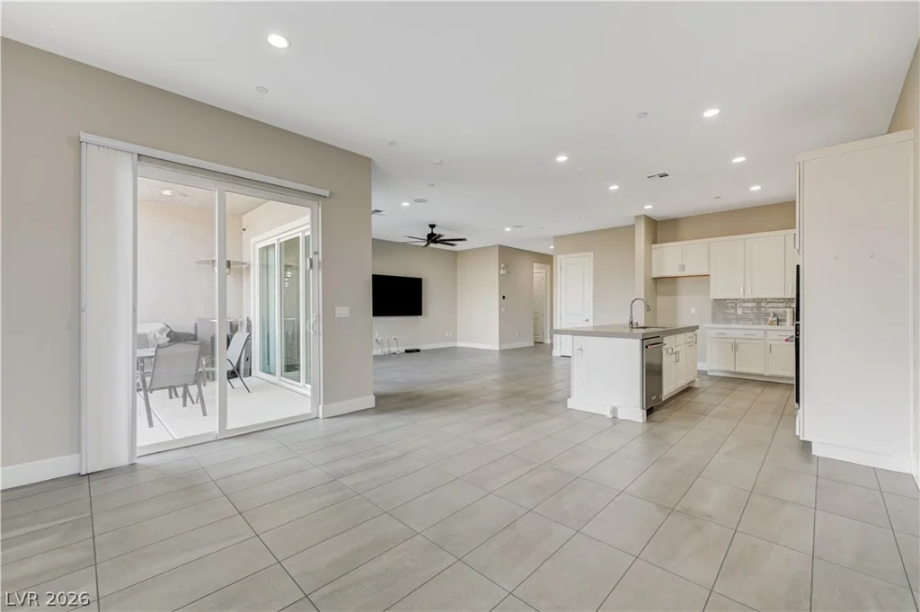 8946 Antora Summit, Las Vegas, NV 89166