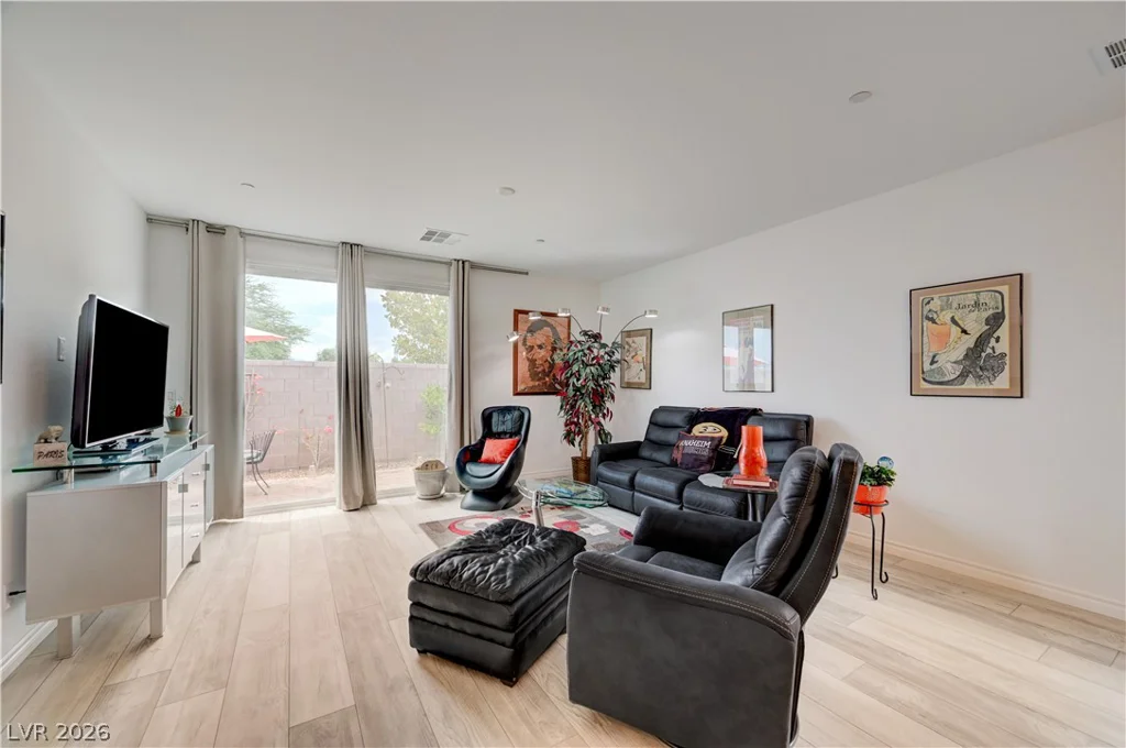 1305 Ossa, Henderson, NV 89052