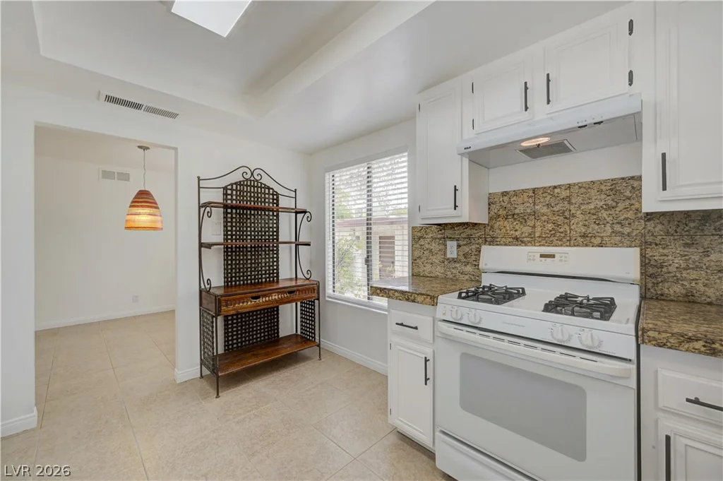 2695 San Lago, Las Vegas, NV 89121