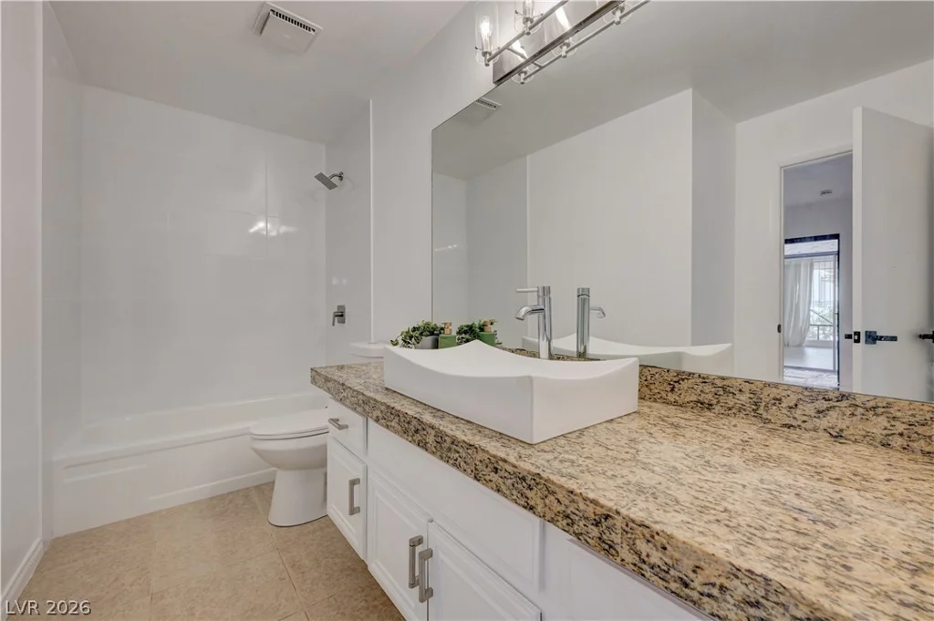 2695 San Lago, Las Vegas, NV 89121