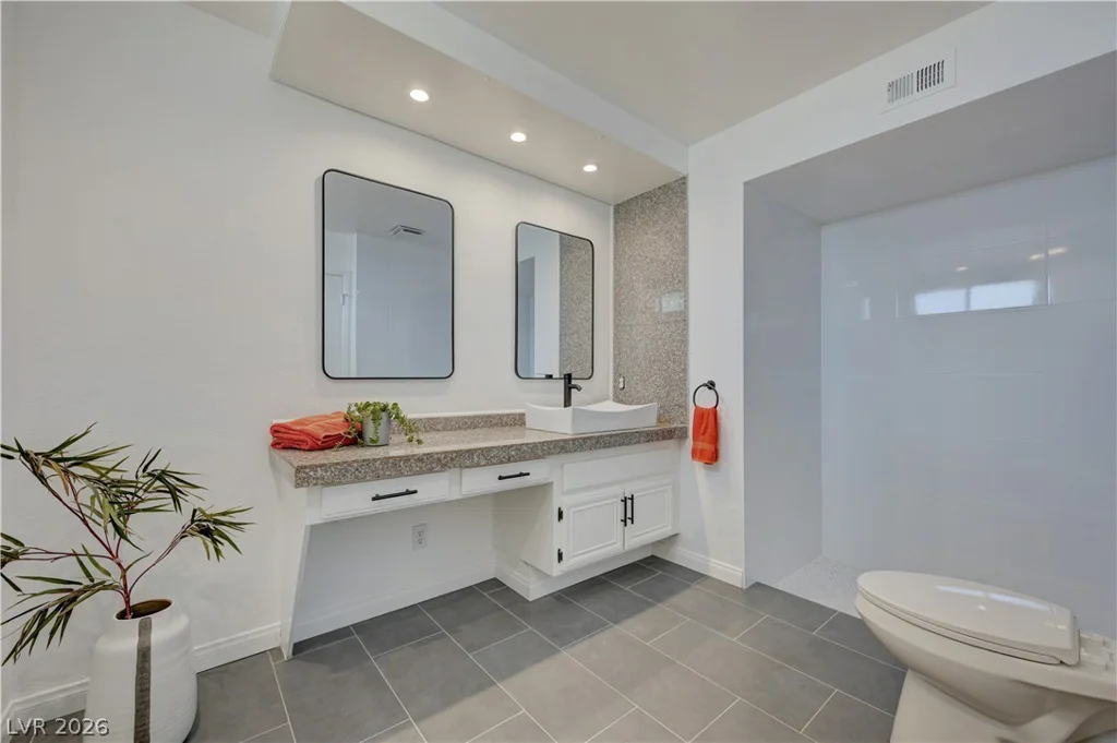 2695 San Lago, Las Vegas, NV 89121