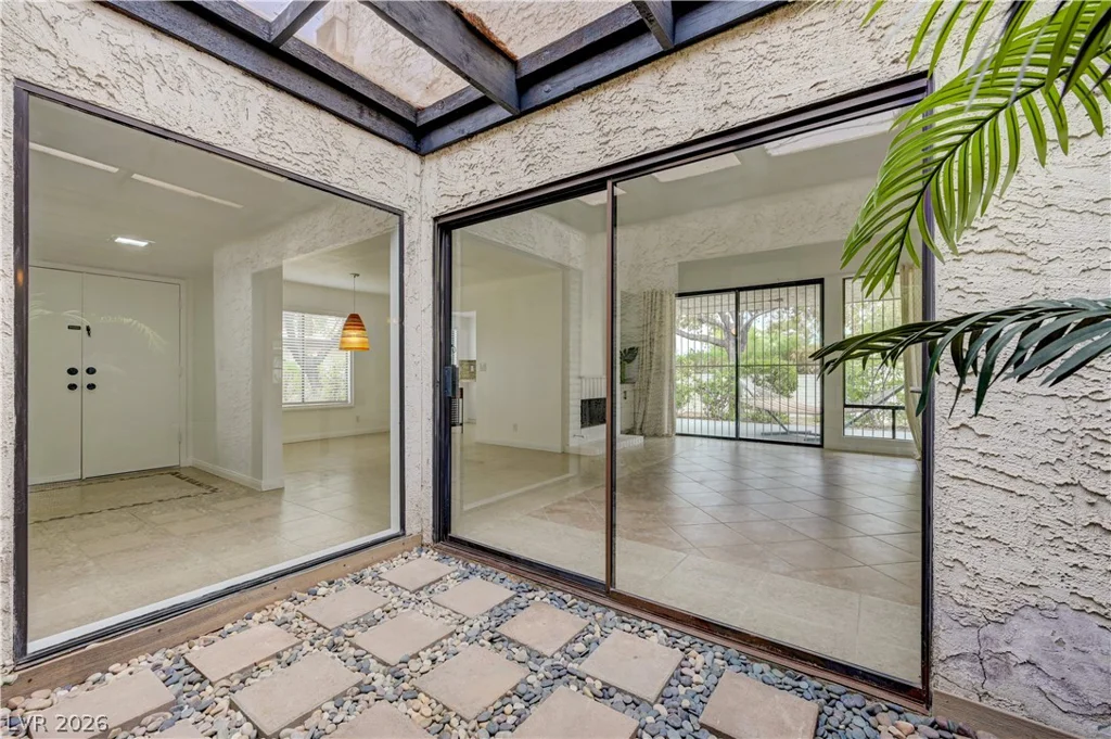 2695 San Lago, Las Vegas, NV 89121