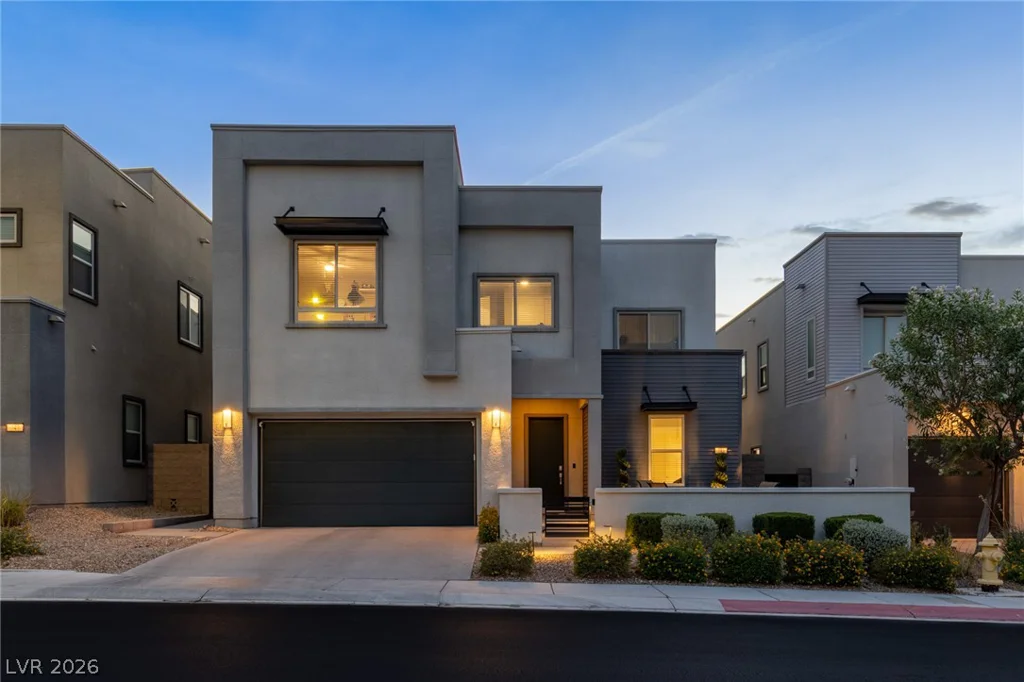 743 Glowing Horizon, Henderson, NV 89052
