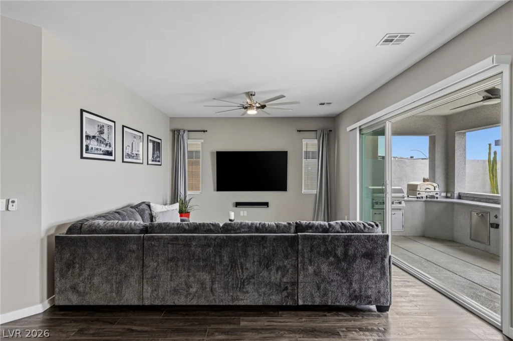 743 Glowing Horizon, Henderson, NV 89052