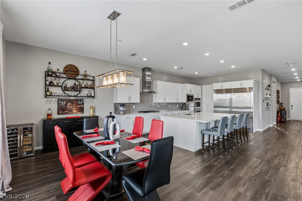 743 Glowing Horizon, Henderson, NV 89052