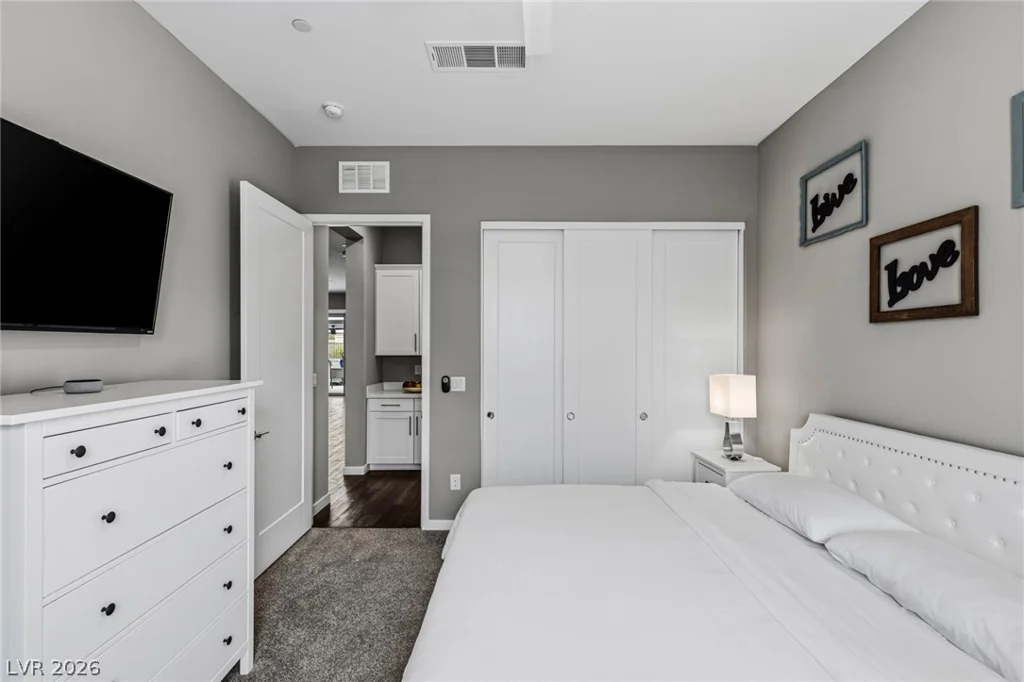 743 Glowing Horizon, Henderson, NV 89052