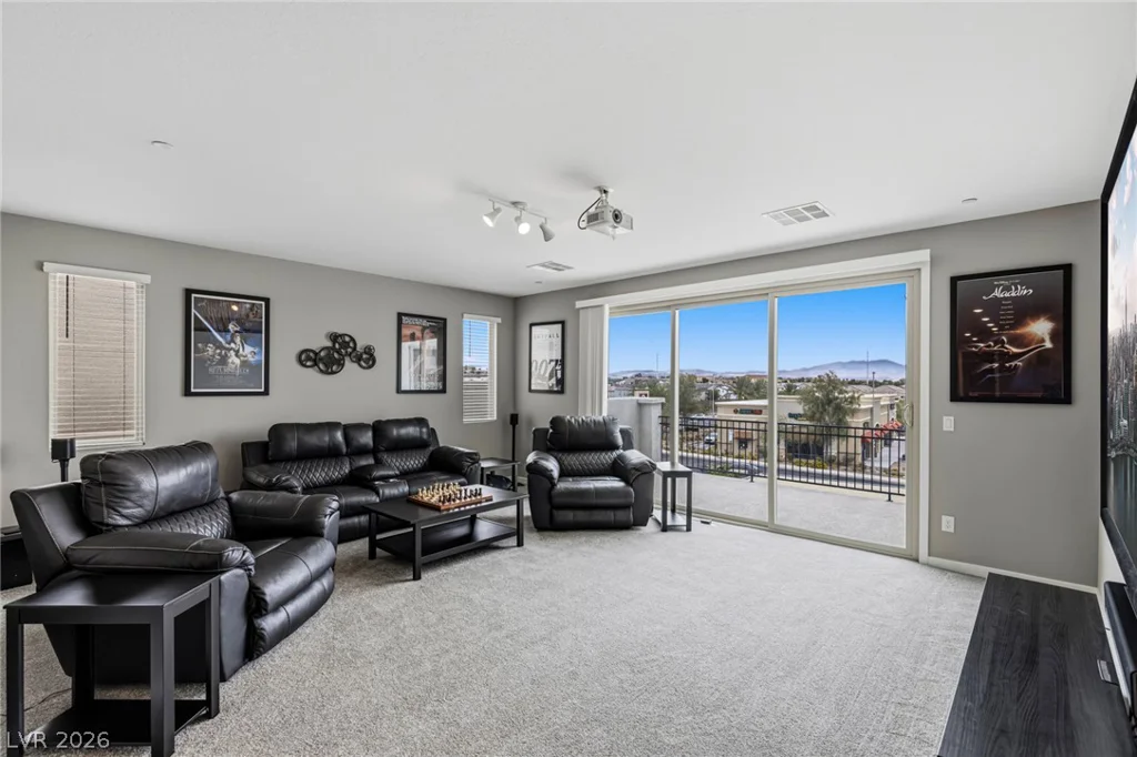 743 Glowing Horizon, Henderson, NV 89052