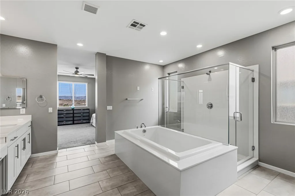 743 Glowing Horizon, Henderson, NV 89052